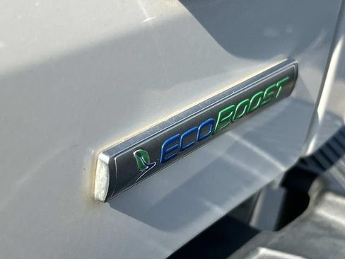 Used 2018 Ford F150 Platinum w/ Equipment Group 701A Luxury AWD/4WD image 9