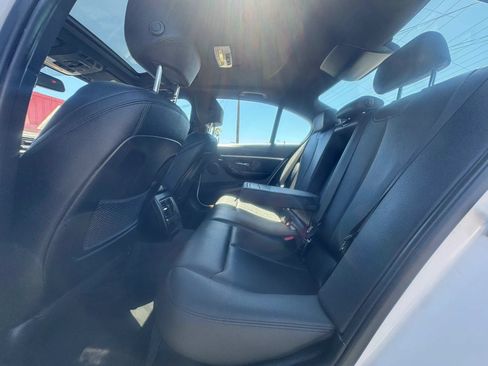 Used 2018 BMW 330i Sedan w/ Convenience Package RWD image 22