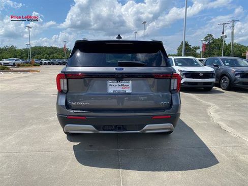 Used 2025 Ford Explorer Platinum w/ LUX Leather Package AWD/4WD image 6