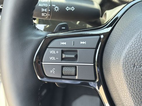 Used 2025 Honda Accord Touring image 24