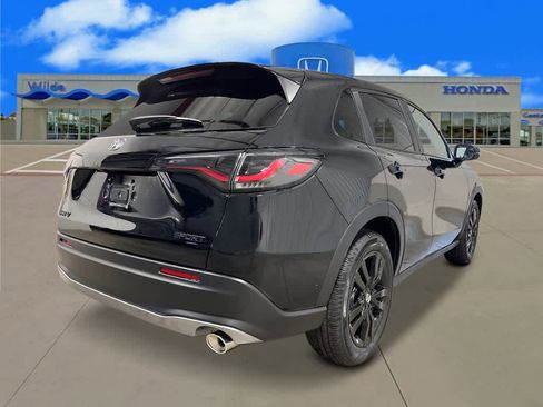 New 2026 Honda HR-V Sport image 7