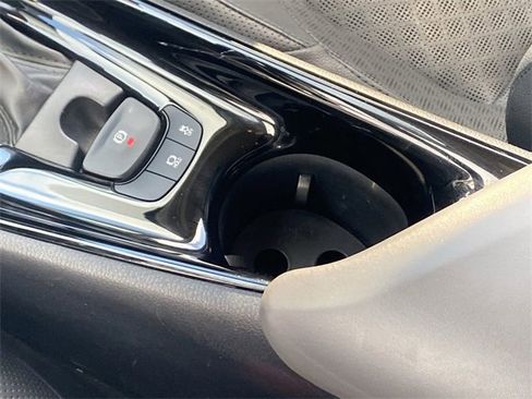 Used 2022 Toyota C-HR image 32