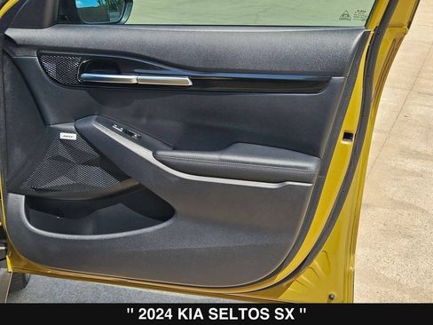 Used 2024 Kia Seltos SX AWD/4WD image 31