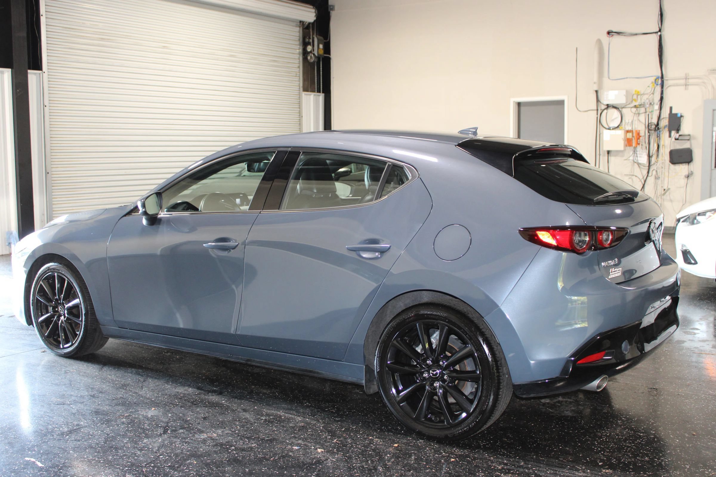 Used 2021 MAZDA MAZDA3 s FWD image 5