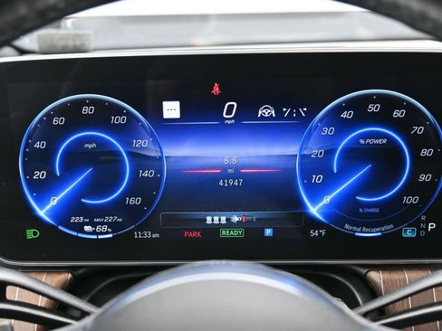 Used 2023 Mercedes-Benz EQE 500 4MATIC SUV image 23