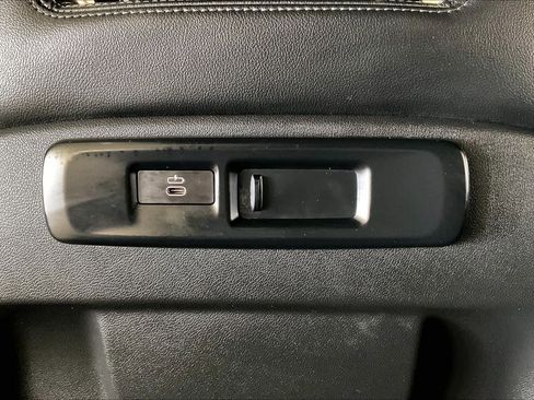 Used 2022 BMW X5 sDrive40i w/ Premium Package image 33