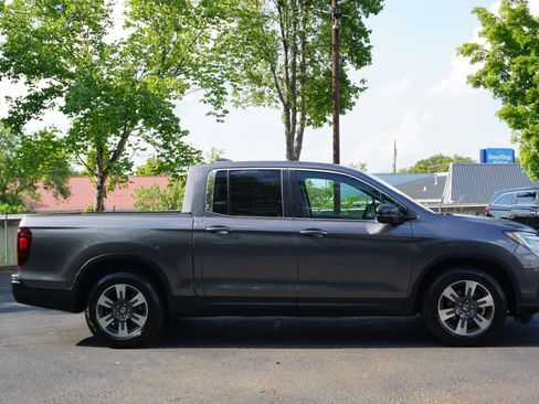 Used 2017 Honda Ridgeline RTL-T image 6