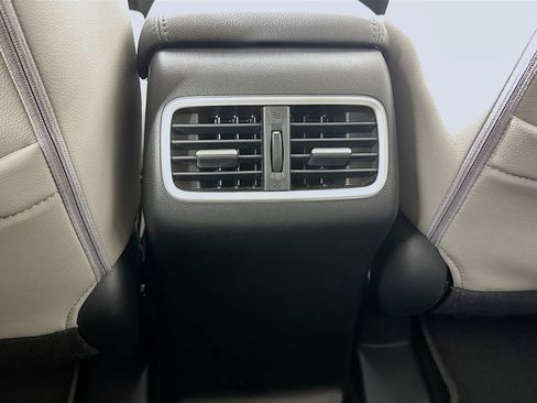 Used 2015 Honda CR-V Touring image 33