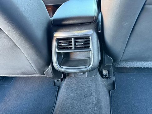 Used 2019 Chevrolet Impala LT image 21