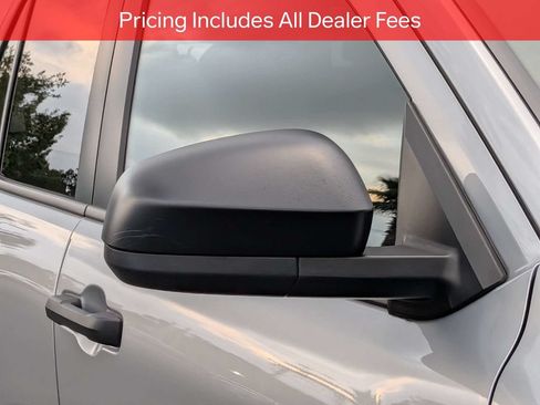Used 2025 Toyota 4Runner SR5 AWD/4WD image 13