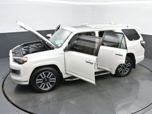 Used 2017 Toyota 4Runner Limited image 65