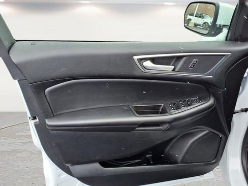 Used 2023 Ford Edge SEL w/ Convenience Package image 16