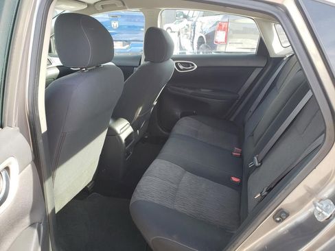 Used 2015 Nissan Sentra SV FWD image 16