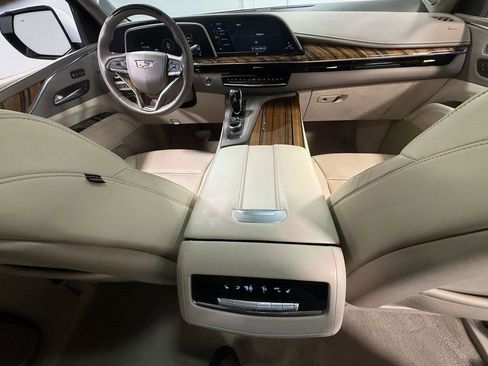 Used 2021 Cadillac Escalade ESV Sport Platinum image 70