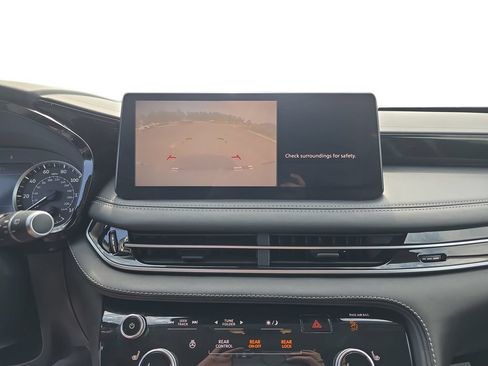 Used 2023 INFINITI QX60 Pure AWD/4WD image 22
