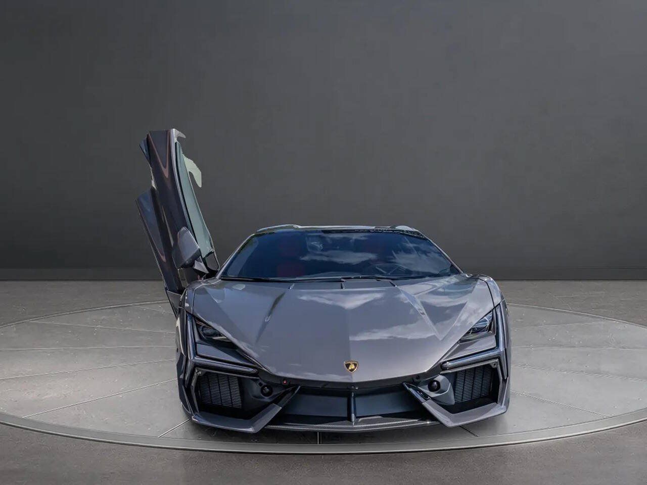 Used 2025 Lamborghini Revuelto AWD/4WD image 12