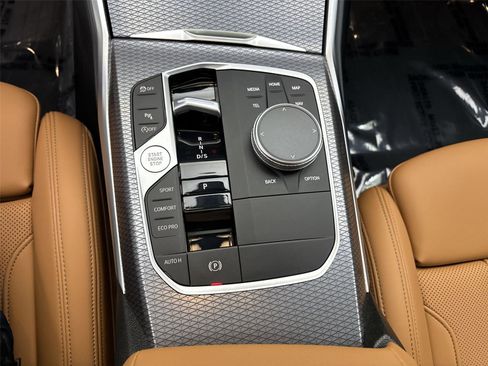 Used 2025 BMW 330i xDrive 330i xDrive w/ M Sport Package image 23