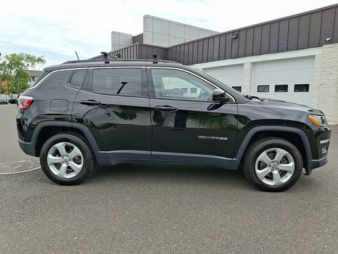 Used 2020 Jeep Compass Latitude w/ Popular Equipment Group AWD/4WD image 8