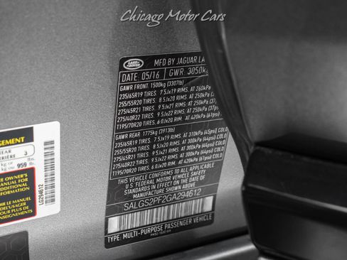 Used 2016 Land Rover Range Rover HSE image 58