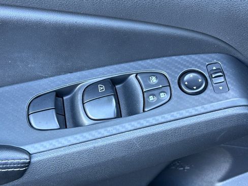 Certified 2024 Nissan Altima 2.5 SV FWD image 14