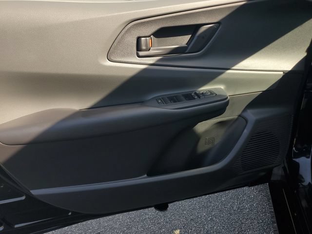 Used 2024 Toyota Prius LE FWD image 20