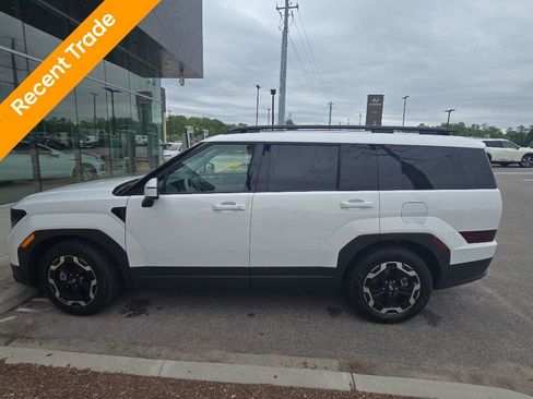 Used 2024 Hyundai Santa Fe SEL FWD image 1