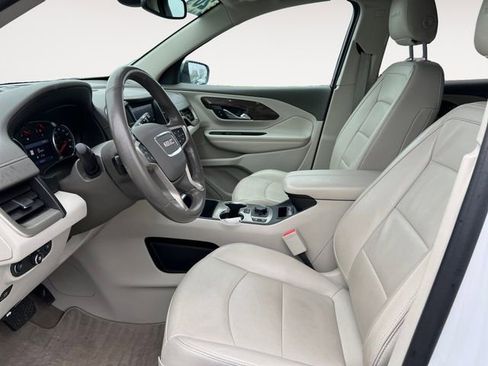 Used 2020 GMC Terrain Denali w/ Denali Premium Package FWD image 9