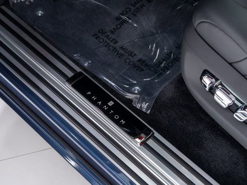 New 2026 Rolls-Royce Phantom Sedan image 13