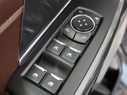 Used 2023 Ford F150 Lariat w/ Equipment Group 502A High image 18