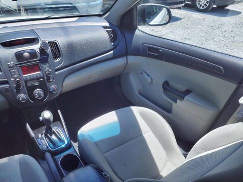 Used 2012 Kia Forte LX image 10