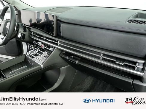 Certified 2026 Hyundai Santa Fe SE image 22