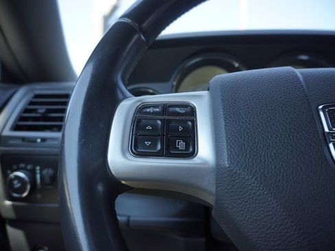 Used 2014 Dodge Challenger R/T Plus RWD image 21