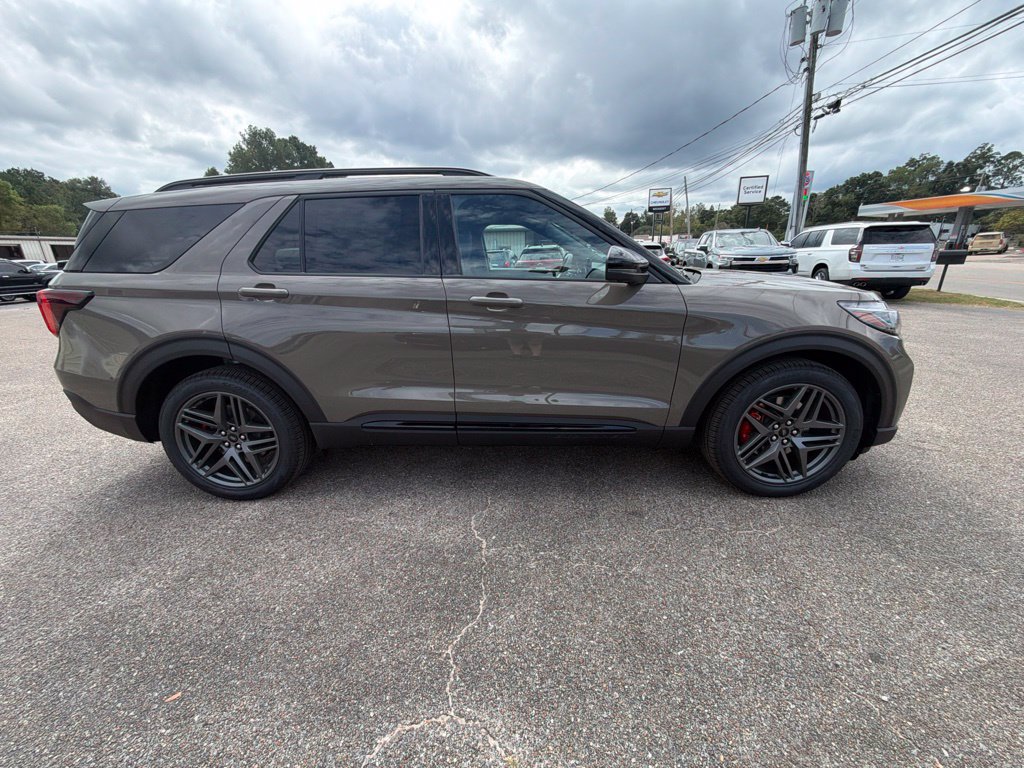 New 2027 Ford Explorer ST w/ Sun And Sound Package AWD/4WD image 4
