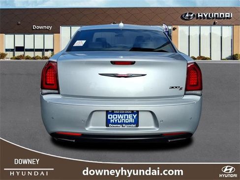 Used 2023 Chrysler 300 S image 5