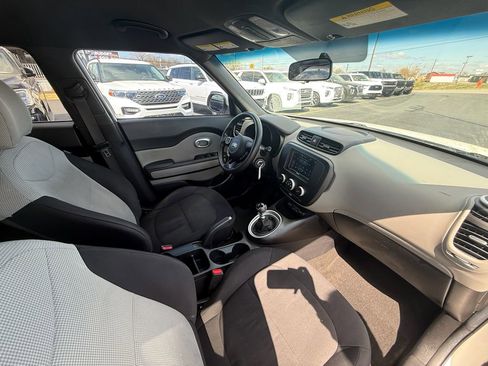 Used 2014 Kia Soul image 25