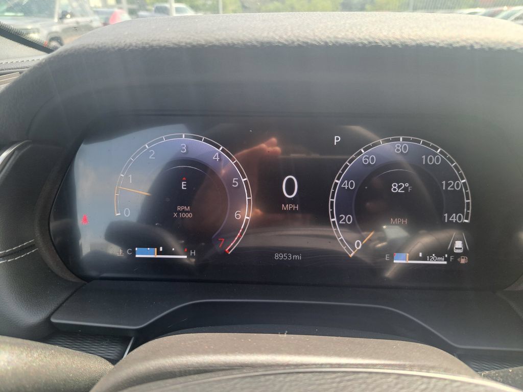 Certified 2025 Jeep Grand Cherokee Laredo X AWD/4WD image 15