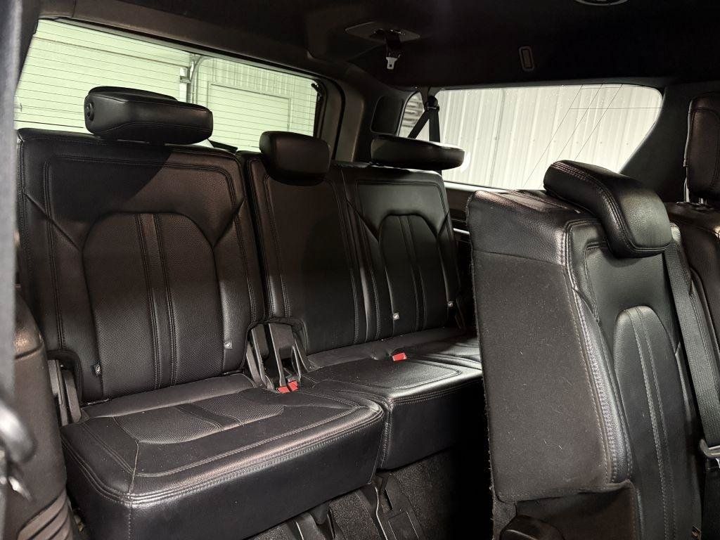 Used 2019 Ford Expedition Max Limited AWD/4WD image 34