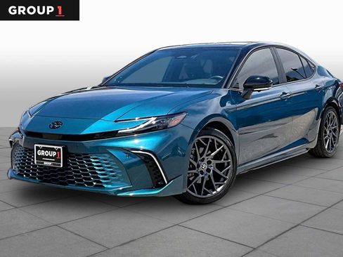 Used 2026 Toyota Camry XSE w/ Premium Plus Package FWD image 1