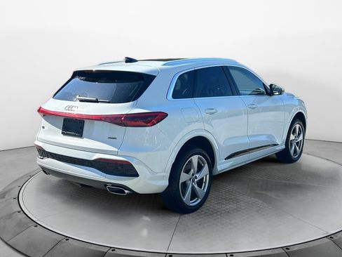 Used 2025 Audi Q5 Premium Plus w/ Premium Plus image 7