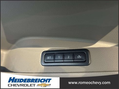 Used 2016 Chevrolet Suburban LTZ AWD/4WD image 33