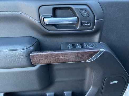 Used 2021 GMC Sierra 2500 Denali w/ Denali Ultimate Package image 25