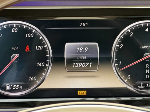 Used 2014 Mercedes-Benz S 550 Sedan image 30