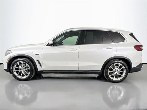 Used 2023 BMW X5 xDrive45e w/ Executive Package image 3