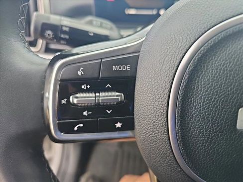 Used 2024 Kia Sorento S w/ Panoramic Sunroof Package image 25