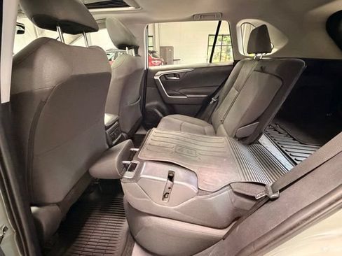 Used 2020 Toyota RAV4 XLE w/ Convenience Package AWD/4WD image 20