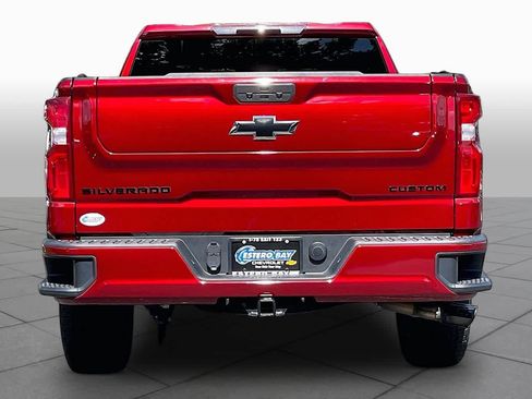 Used 2021 Chevrolet Silverado 1500 Custom w/ LPO, Dark Essentials Package RWD image 5