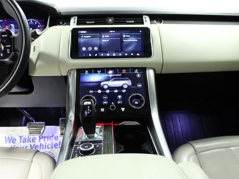 Used 2022 Land Rover Range Rover Sport HSE Silver Edition image 18