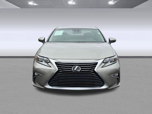 Used 2017 Lexus ES 350 w/ Premium Package image 6