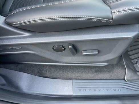 New 2026 Ford Expedition Max Platinum w/ Stealth Appearance Package image 54