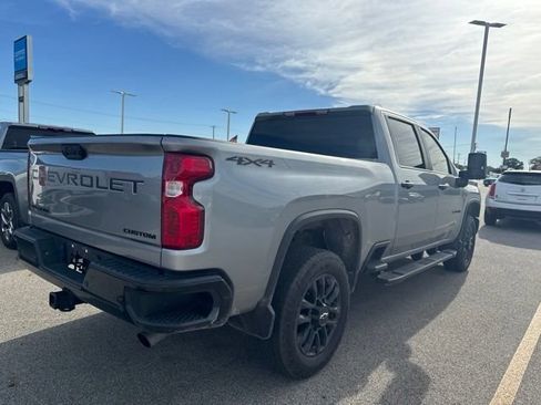 Used 2025 Chevrolet Silverado 2500 Custom w/ Custom Value Package AWD/4WD image 5